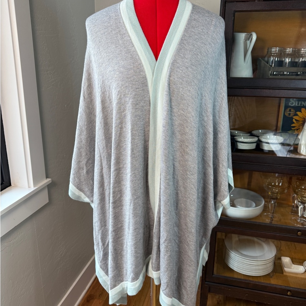 Chico’s Gray Open Front Poncho Cardigan Mint Green Trim Size L/XL NWT